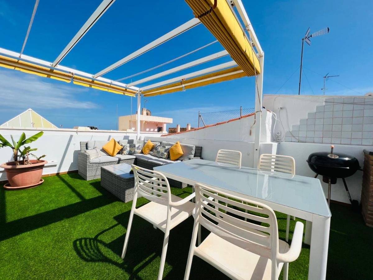 شقة M&G Acqua Private Pool نيرخا المظهر الخارجي الصورة